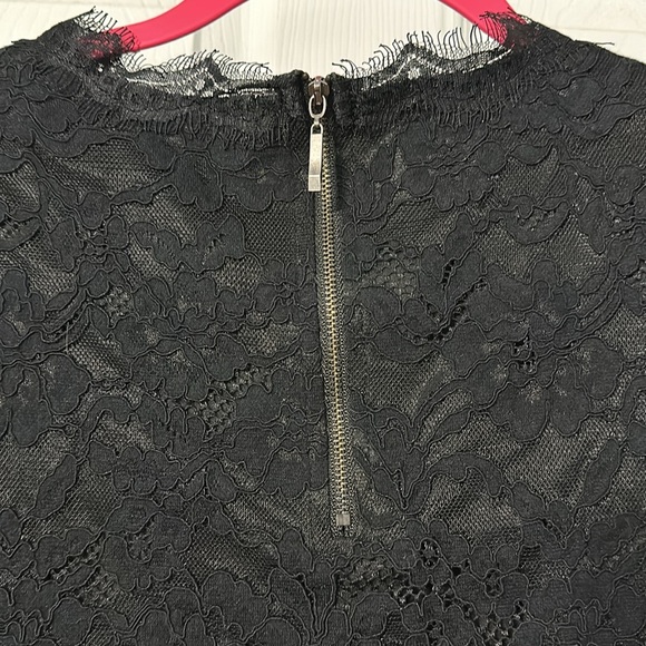 Cropped Lace Short Sleeve Top - Picture 4 of 5